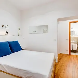  Appartement Lovely And Modern Nest Near The Colosseum Italie